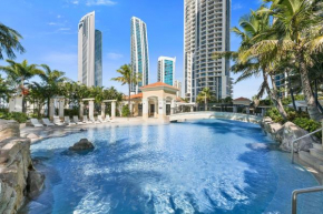 Отель Chevron Renaissance - HR Surfers Paradise  Серферс-Парадайс
